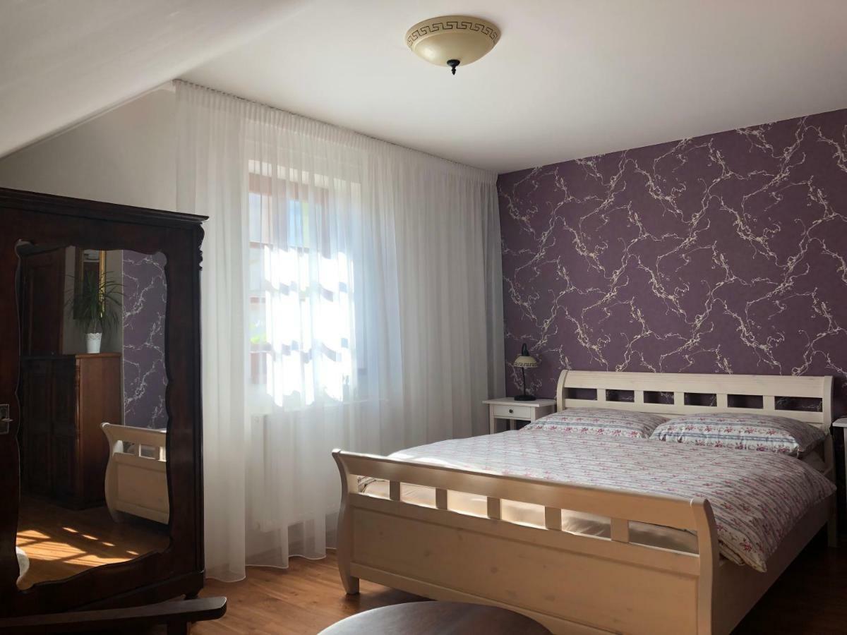Penzion Primase Dolni Vestonice Bagian luar foto